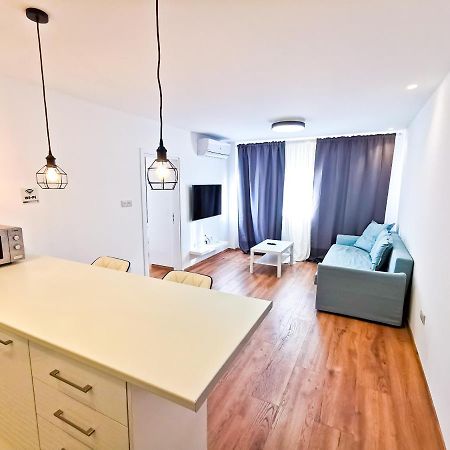 Citycenter Boutique Apartment Ларнака Екстериор снимка