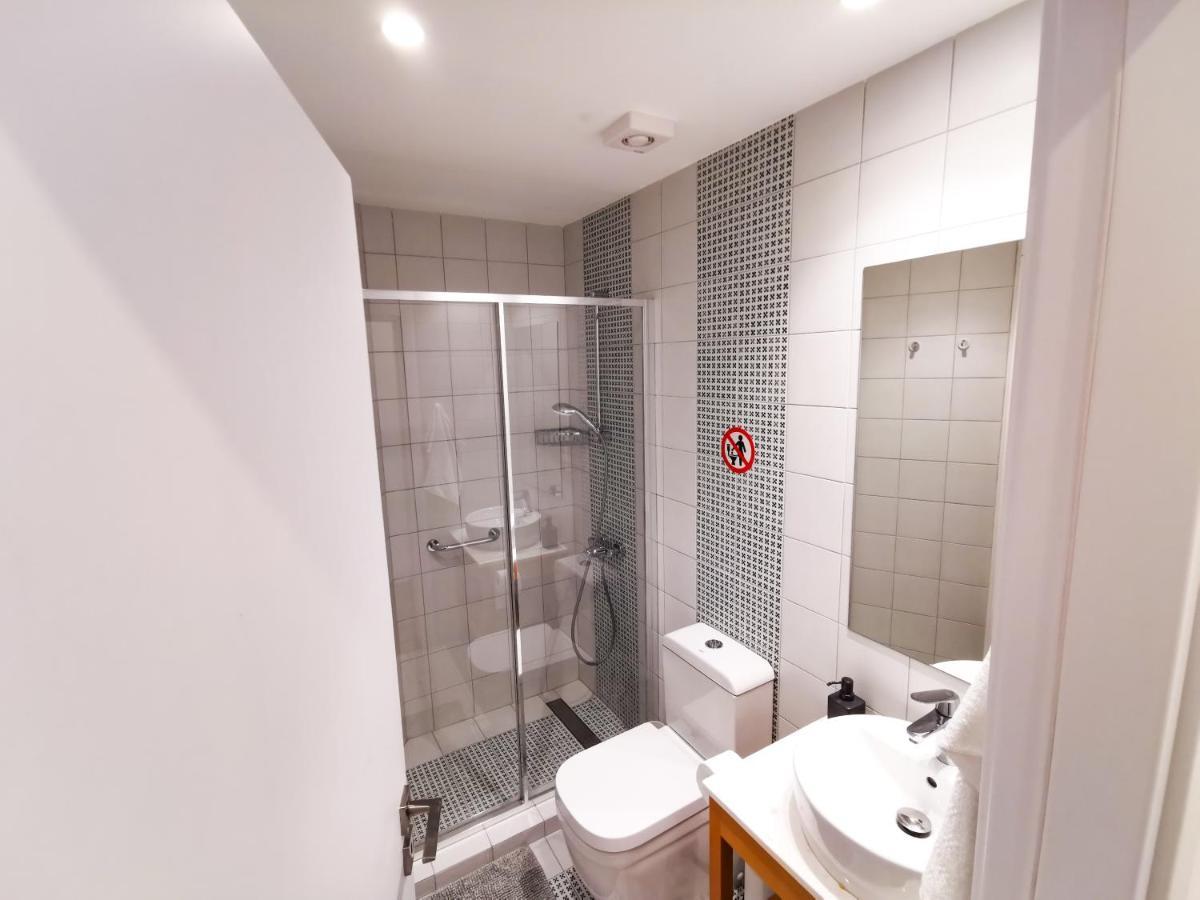 Citycenter Boutique Apartment Ларнака Екстериор снимка