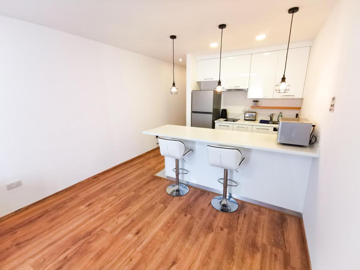 Citycenter Boutique Apartment Ларнака Екстериор снимка
